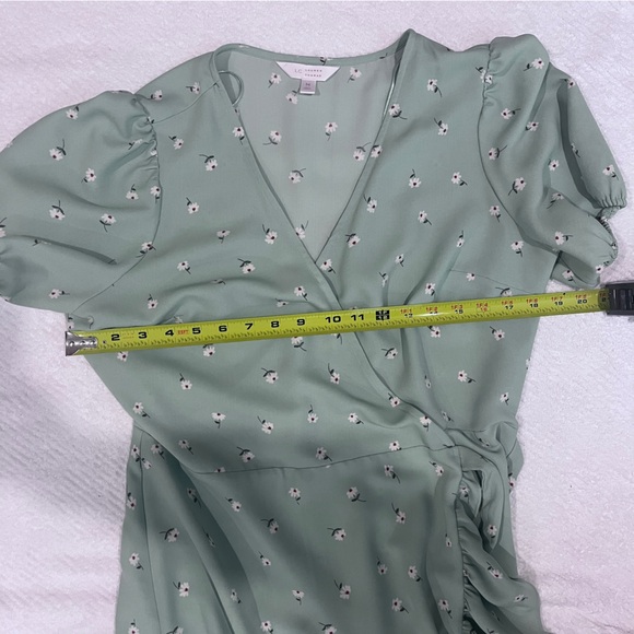 Lauren Conrad Boho Preppy Ditsy Floral Midi Ruffle Wrap Dress - Picture 6 of 16